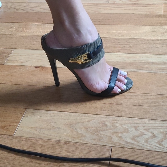 Brand new   Bebe slip on stiletto sz 9 - Picture 4 of 6